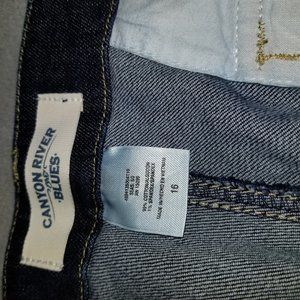 Women's Bermuda shorts